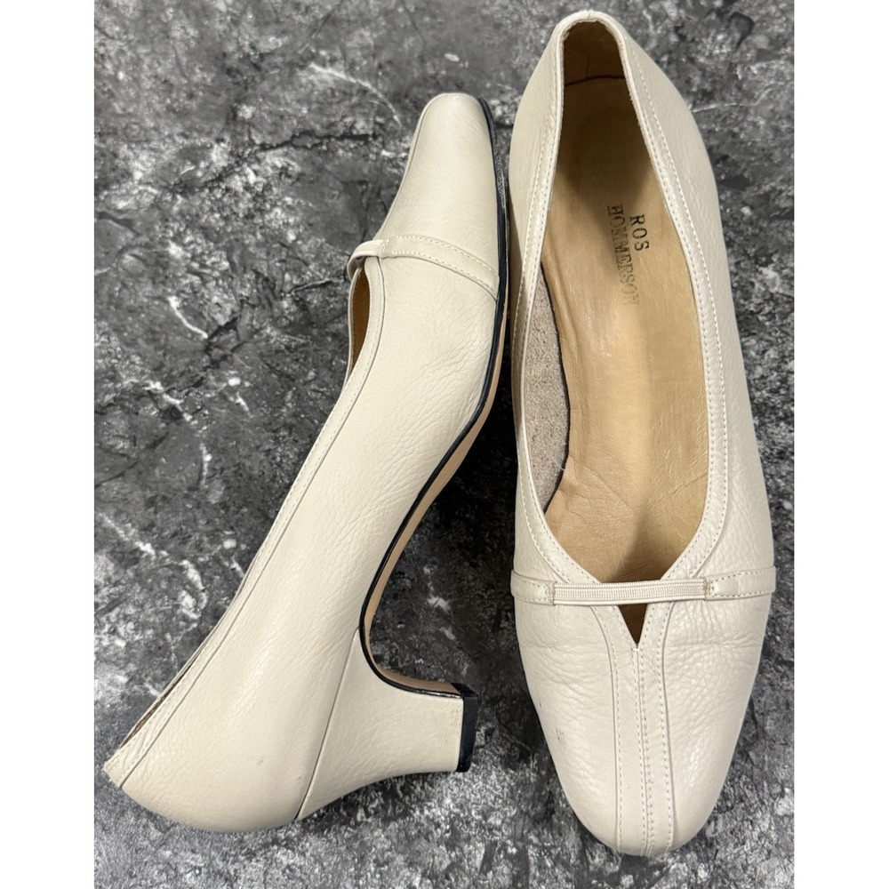 Ros Hommerson Block Heel Soft Leather Classic V Pumps Heels Comfort Beige Sz 7.5